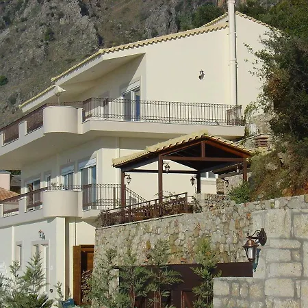 Lunali Verga * Καλαμάτα