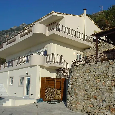 Lunali Verga Καλαμάτα